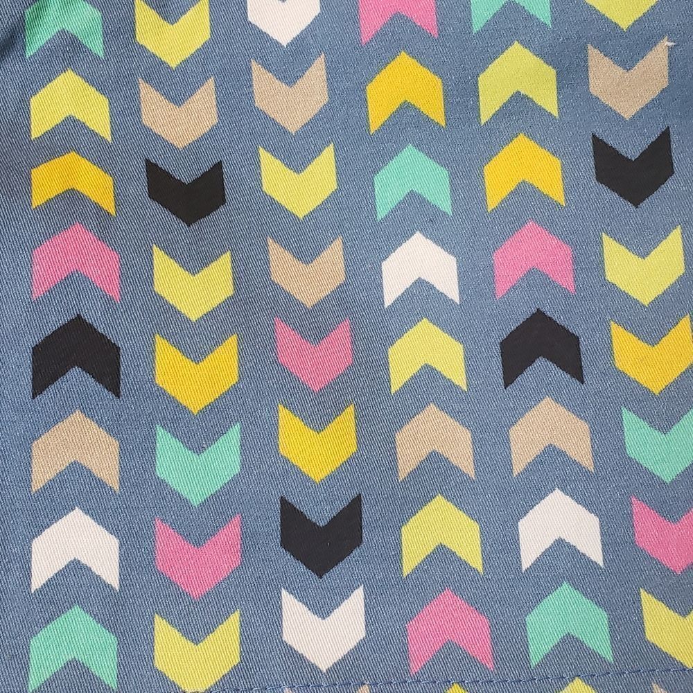 MODBE Chino-Style Patterned Shorts 6 - Picture 2 of 9